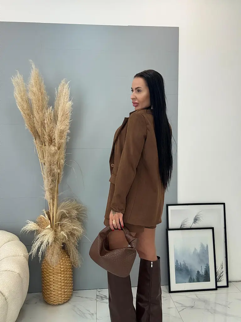 Semišové sako s vypchávkami na ramenách RYLIA - next