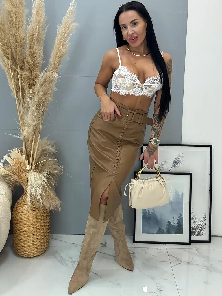 Koženková sukňa s opaskom BELLA