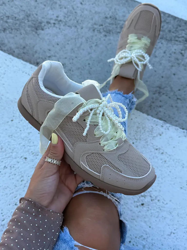 Tenisky zdobené korálkami COREY - next