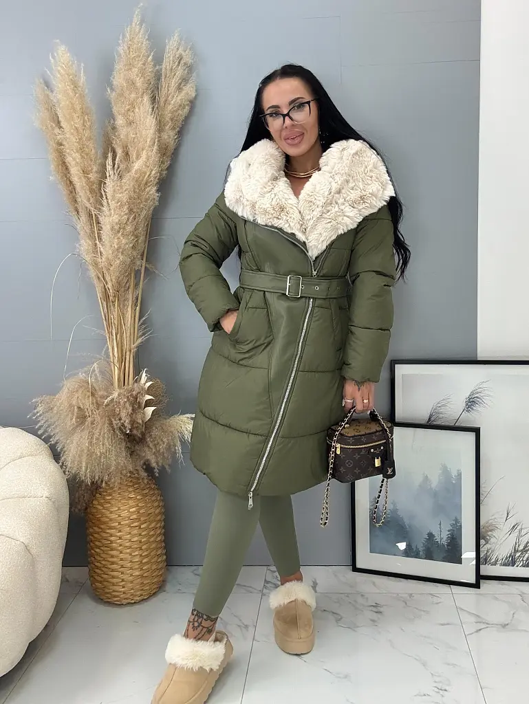 Zimná bunda s kožušinkou a kapucňou BURMA+