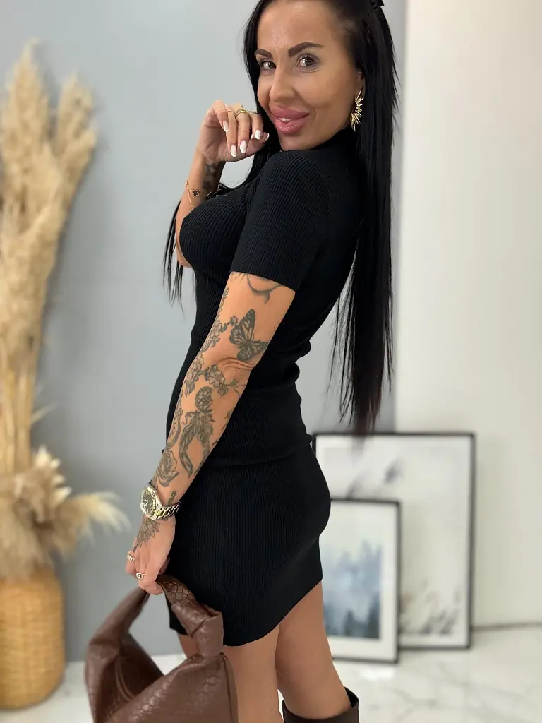 Pletené minišaty z rebrovaného materiálu so zipsom KALIA - next