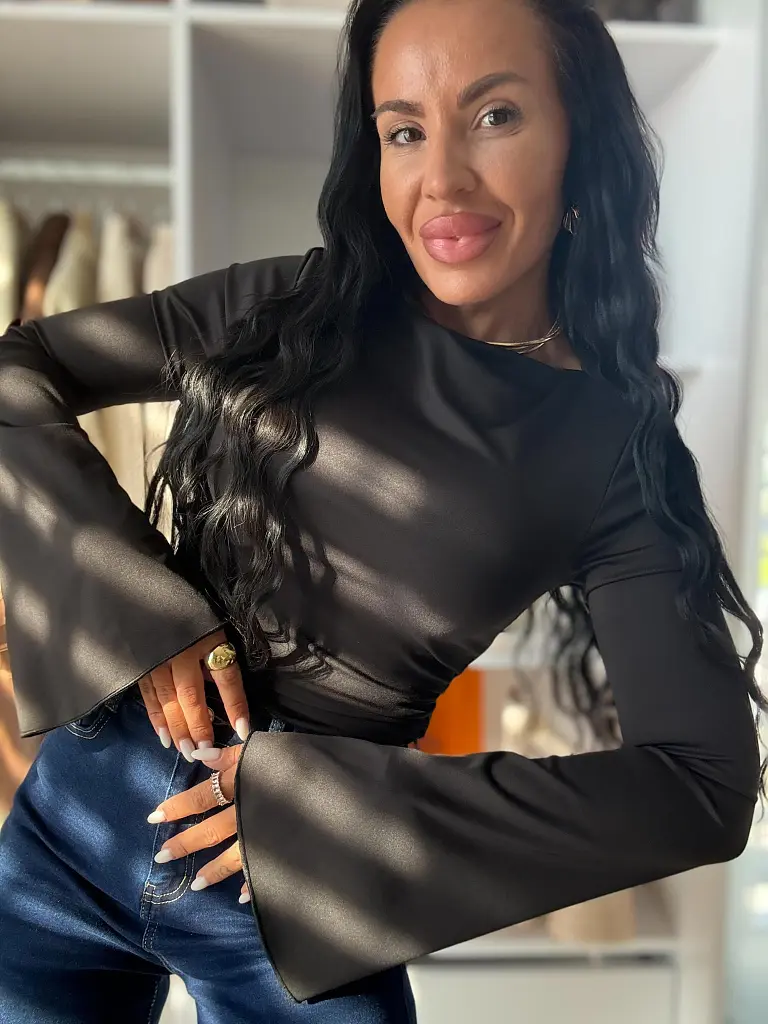 Elastické basic tričko CAPREE - next