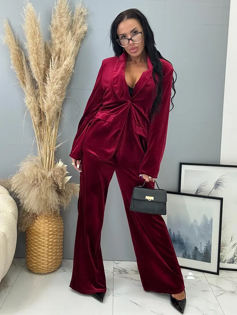 Elegantný velvet komplet s vypchávkami ZOFIA+ - next