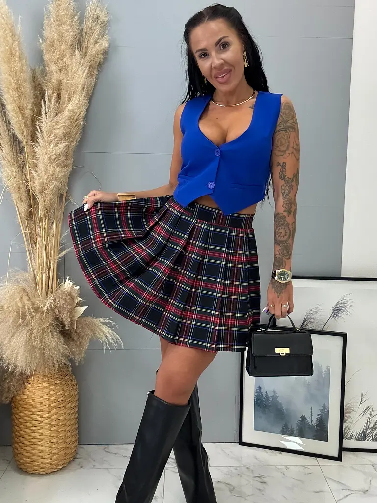 Elegantná krátka vesta MADDOX+ - next