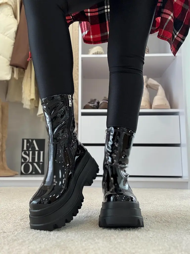 Lakované členkové čižmy PANKA II+ - next