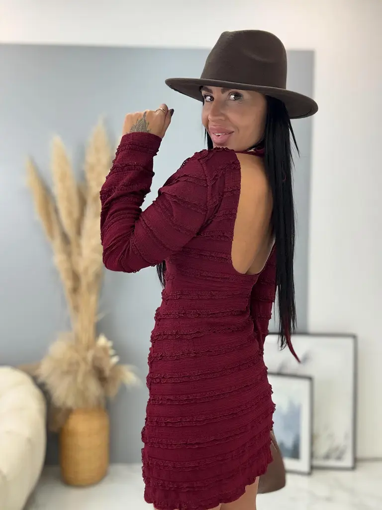 Dámske šaty s odhaleným chrbtom LILIBET