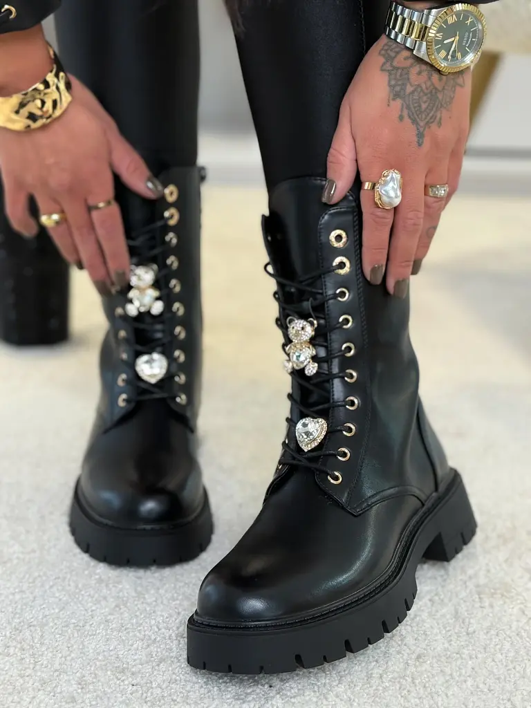 Šnúrovacie čižmy s ozdobou TERAYA+