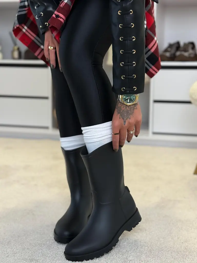 Čierne gumáky CLAVIRA