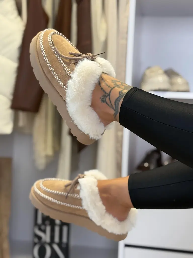 Teplé semišové topánky VILENA-