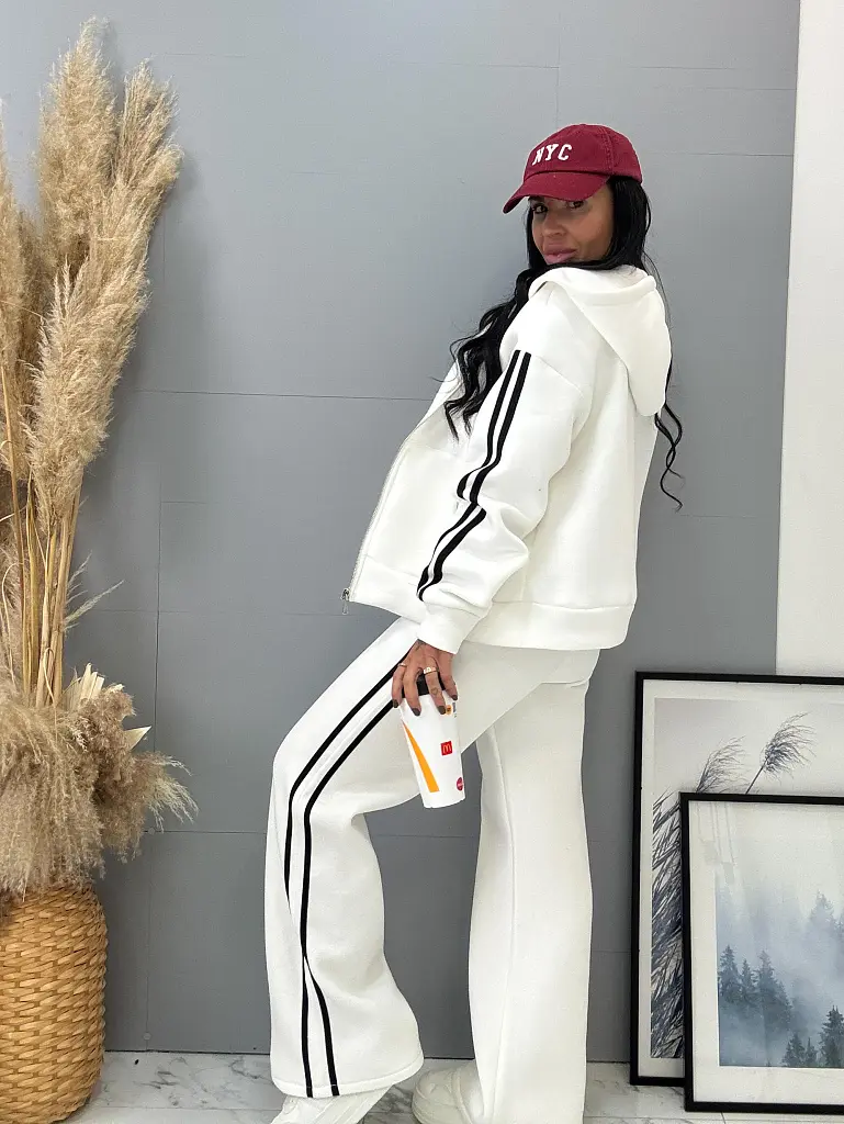 Zateplená športová súprava s kapucňou GELIRA - next