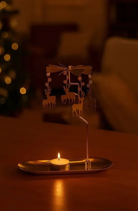 Vianočný rotačný svietnik