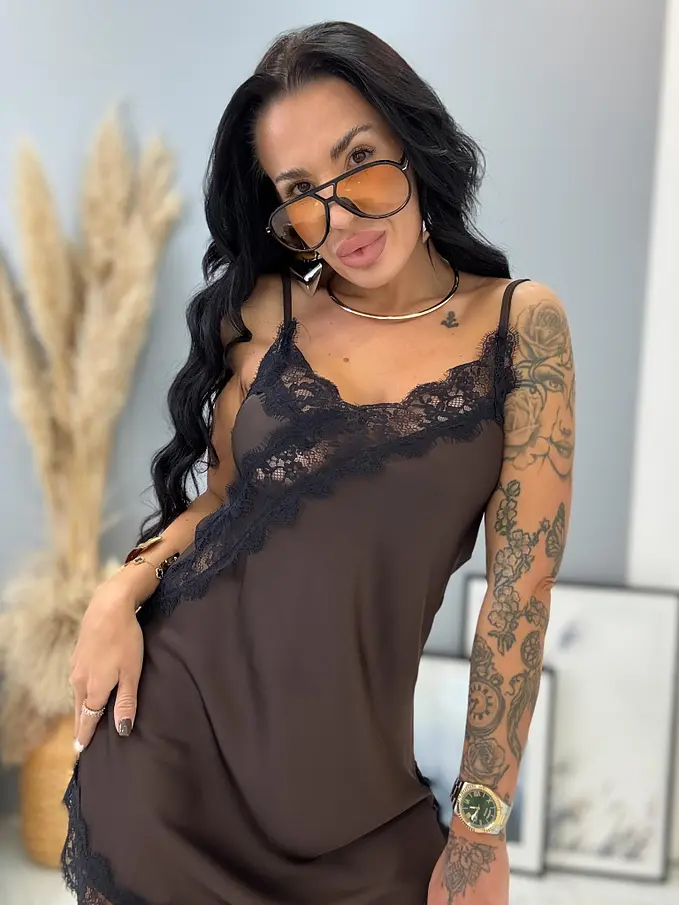 Saténové šaty so čipkou LAYLAH