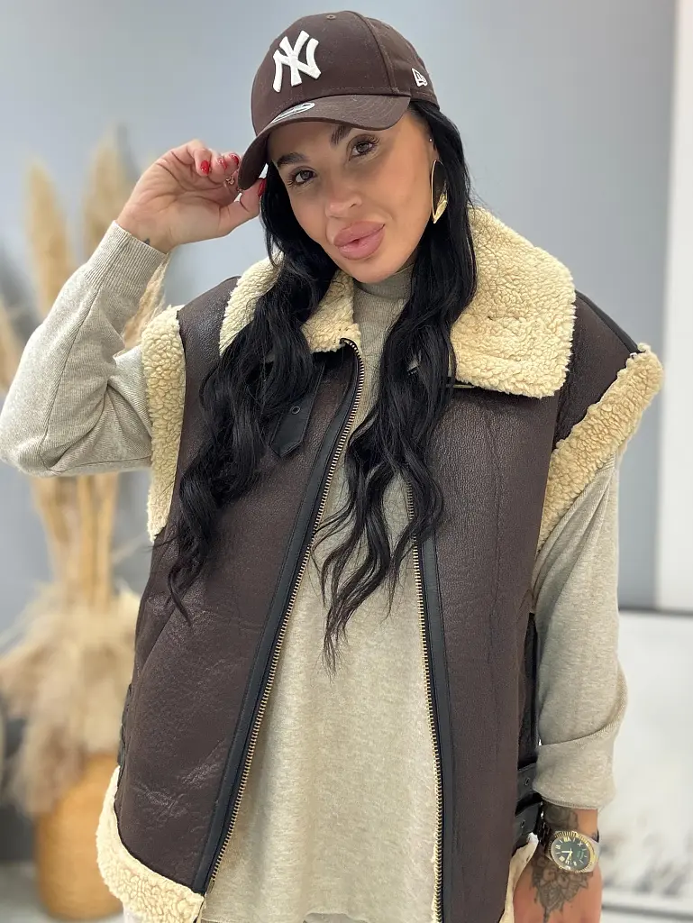 Hnedá zateplená vesta VEYRA - next