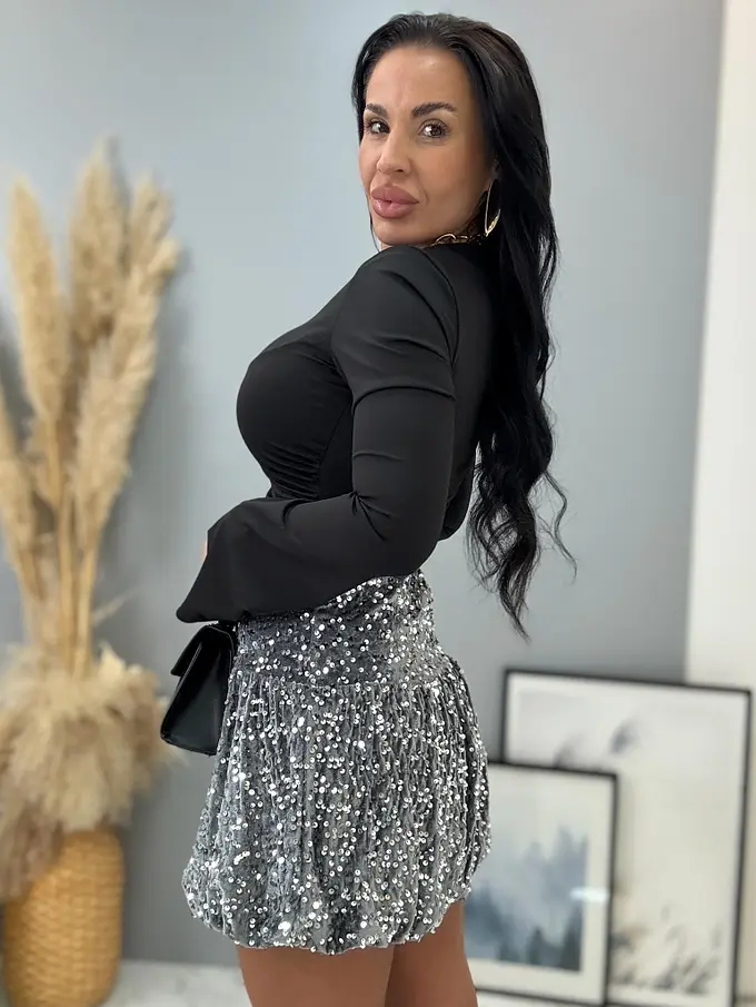 Balónová velvet sukňa zdobená flitrami BRANDY+