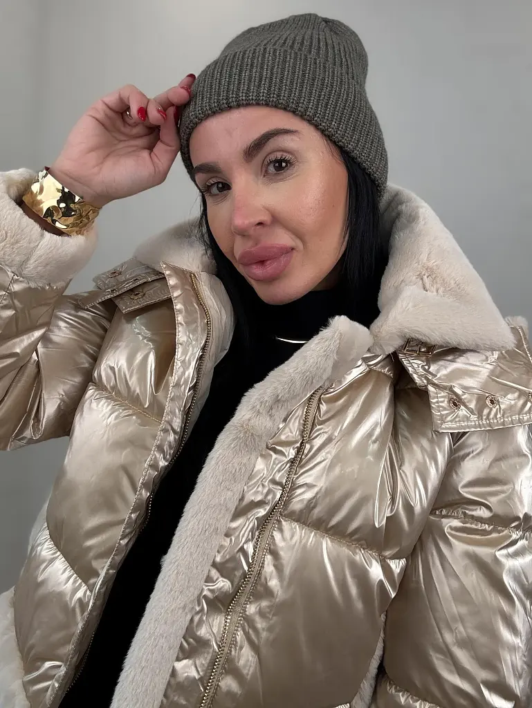 Pletená čiapka - next