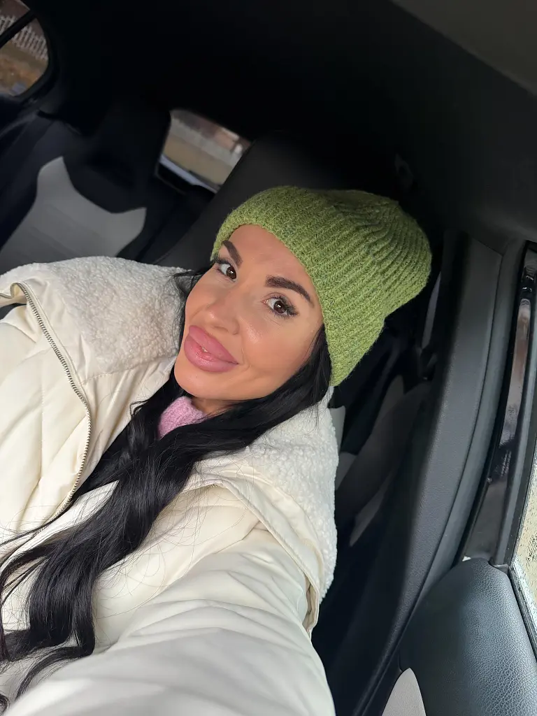 Pletená čiapka - next