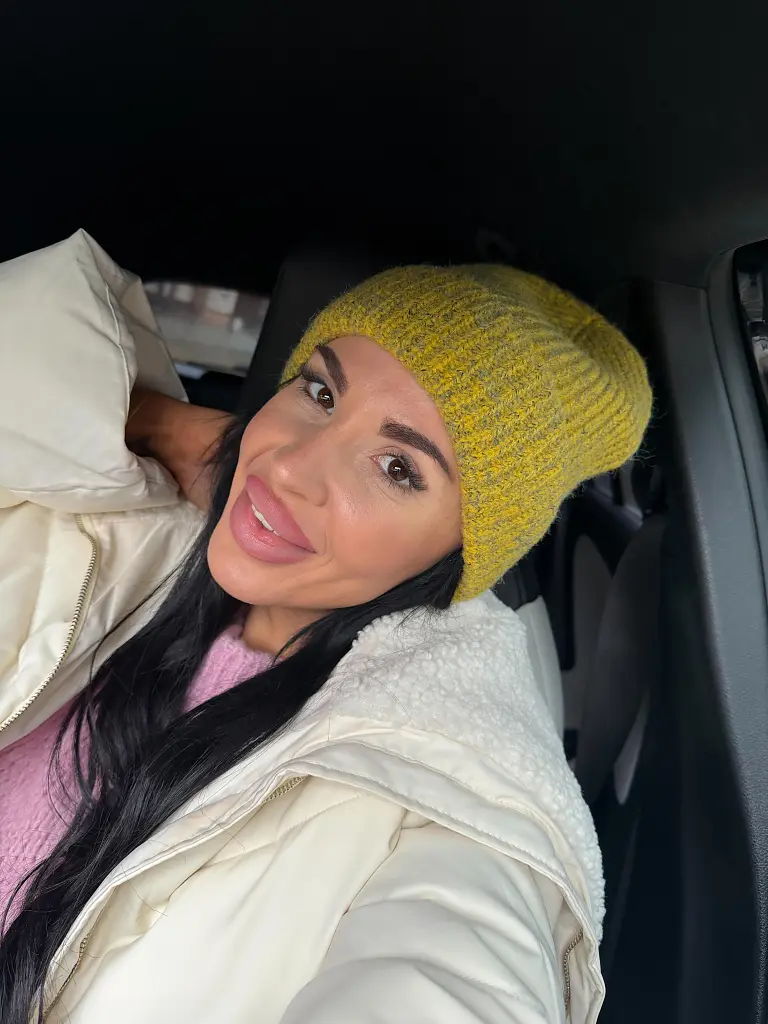 Pletená čiapka - next