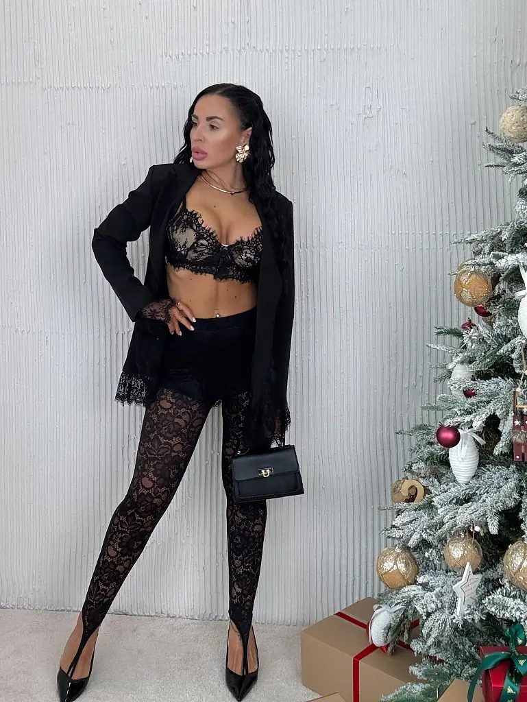 Čierne čipkované legíny kaliopky PRISINA