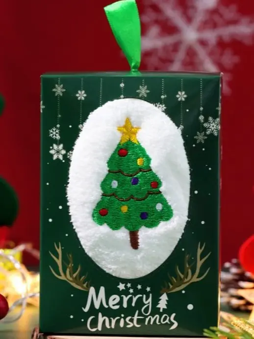 Vianočný uterák s motívom VIANOČNÉHO STROMČEKA