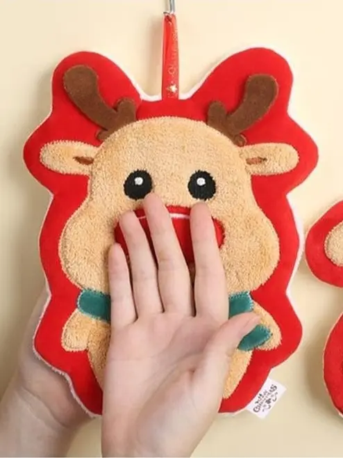 Vianočný uterák na ruky s motívom SOBÍKA - next