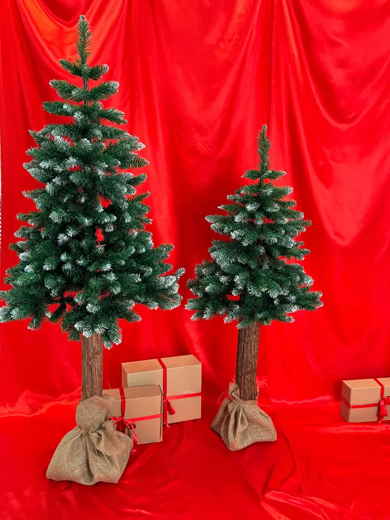 Umelý stromček – 180 cm, husté zasnežené vetvy