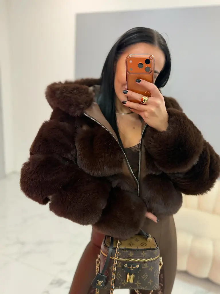 Koženková kožušinová bunda s kapucňou GIANNA - next