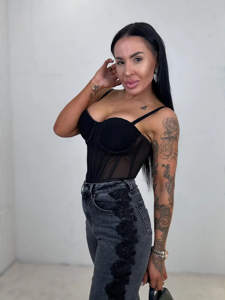 Wide-leg rifle s čipkovým detailom MONA - next