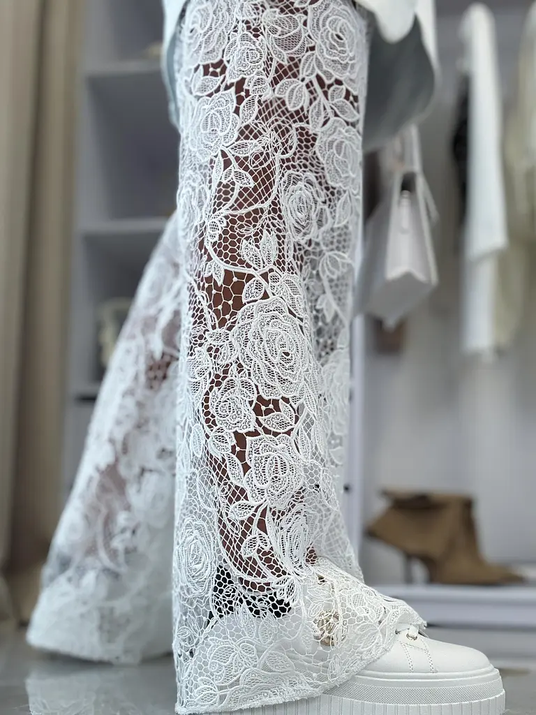 Wide-leg rifle s čipkovým detailom ERMINA - next