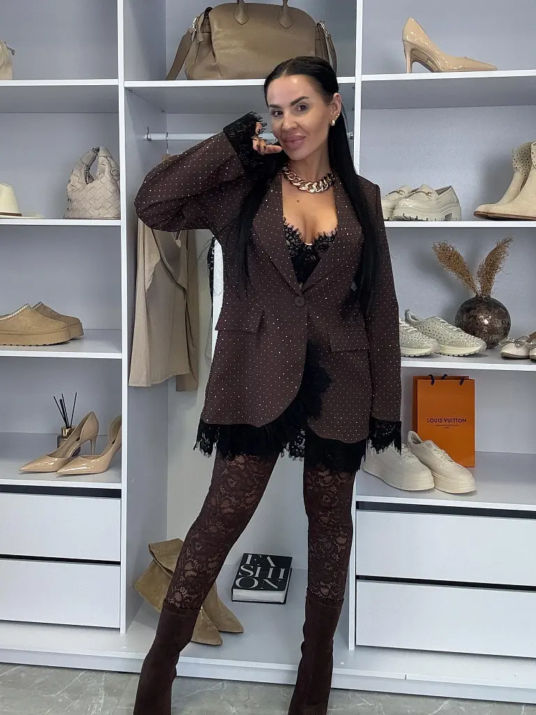 Hnedé trblietavé sako s čipkou SELINA - next