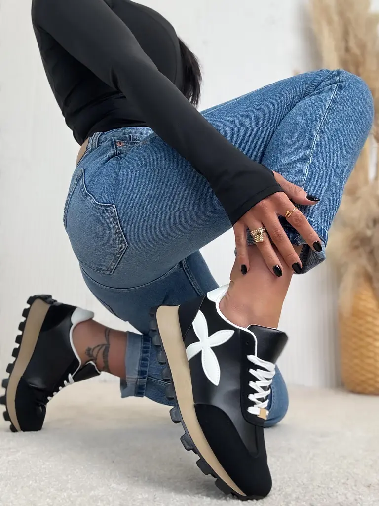 Dámske tenisky so zlatým doplnkom JILIAN- - next