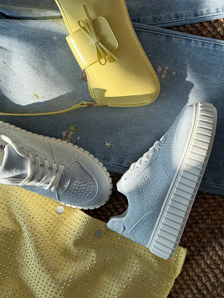 Platformové tenisky zdobené kamienkami BREDA