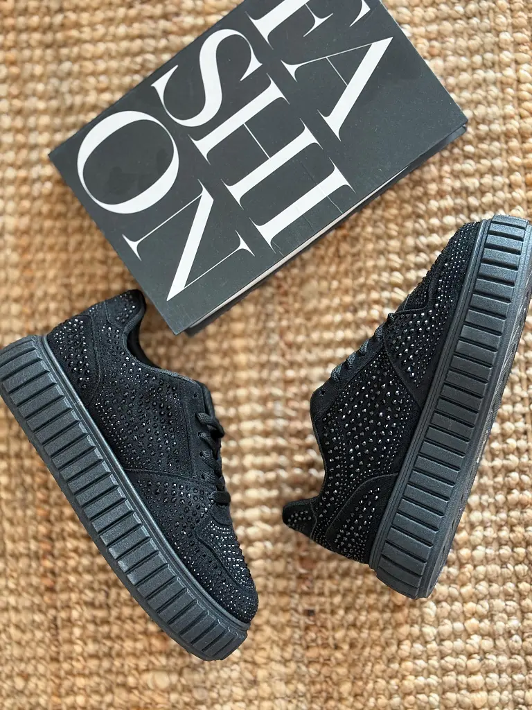 Platformové tenisky zdobené kamienkami BREDA - next