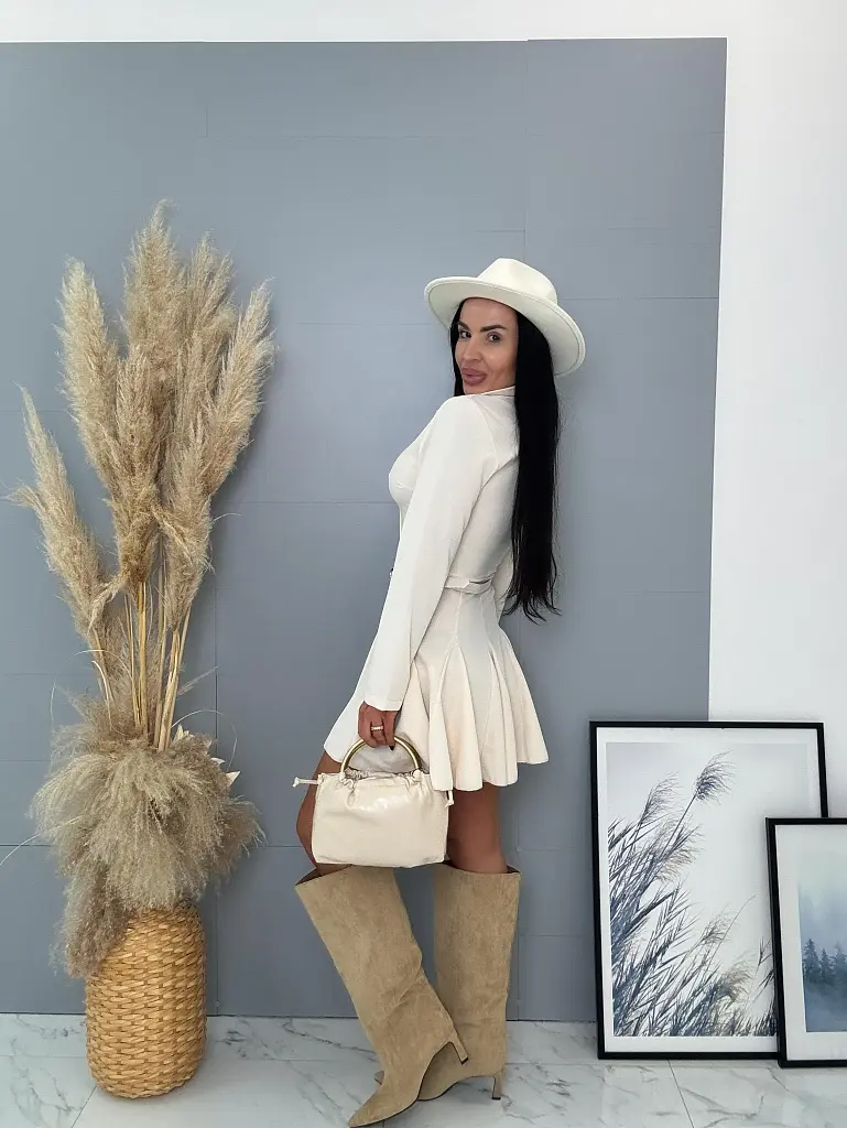 Blejzerové šaty s opaskom THEMIA - next