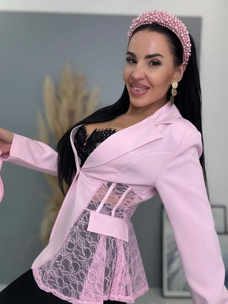 Sako s čipkou a ramennými vypchávkami  ELISEA - next