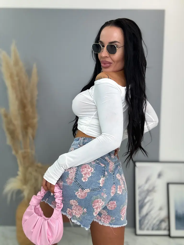 Kvetovaný denimový skort s gombíkmi vpredu NANNY - next