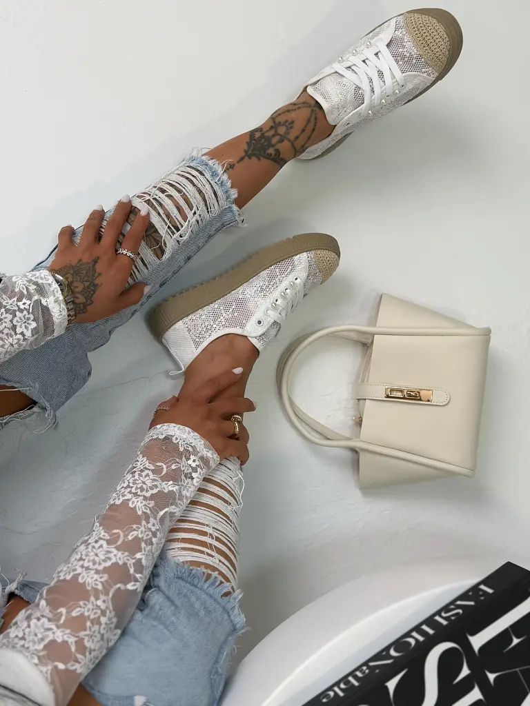 Bielé čipkované tenisky GLINDA- - next