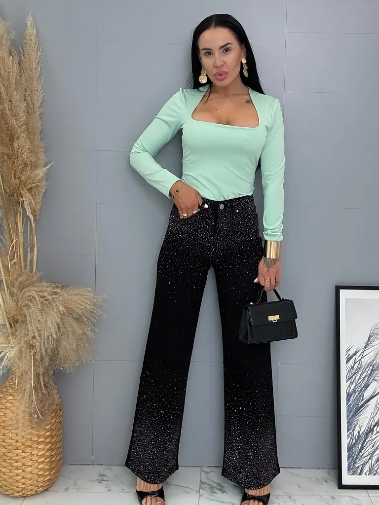 Vysokopásové wide leg rifle s kamienkami