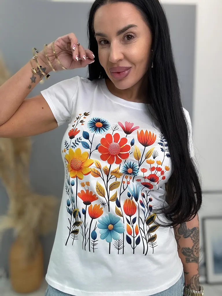 Biele tričko s potlačou BELLA - next