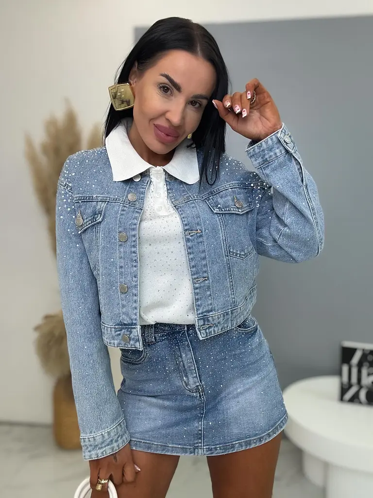 Krátky denim kabát s kamienkami EVELIN