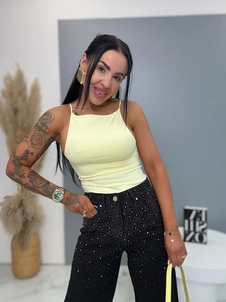 Basic top ELLA - next