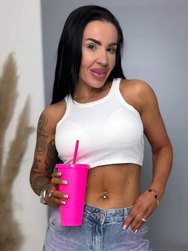 Biely rebrovaný crop-top AUDRY