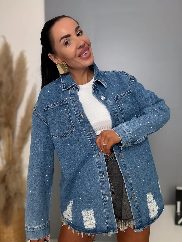Roztrhaný denim kabát zdobený kamienkami MADINA