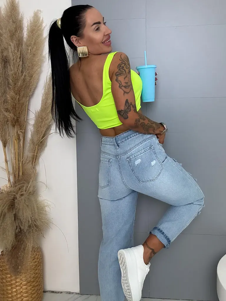 Roztrhané mom fit rifle s vysokým pásom a potlačou - next