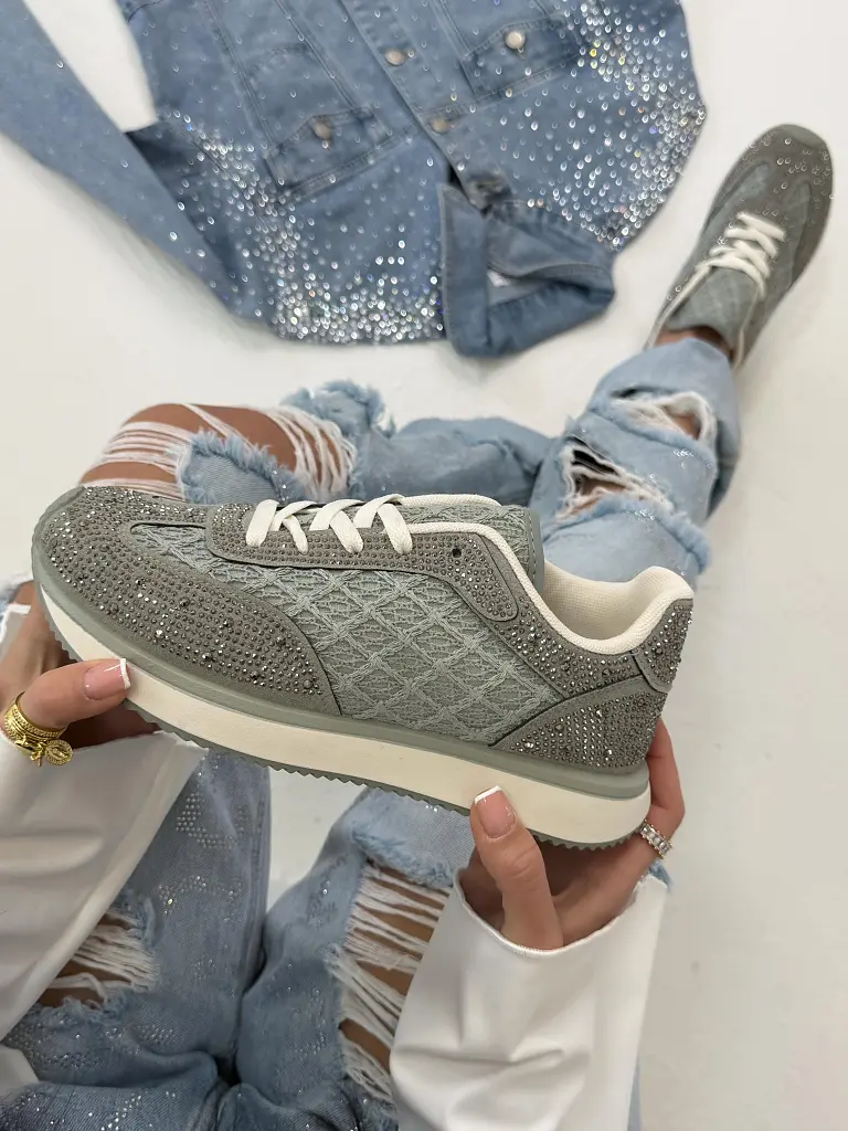 Platformové tenisky zdobené kamienkami NESANA-