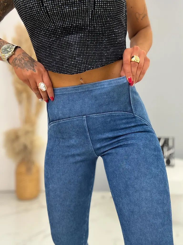 Push-up džegínsy s vysokým pásom+ - next