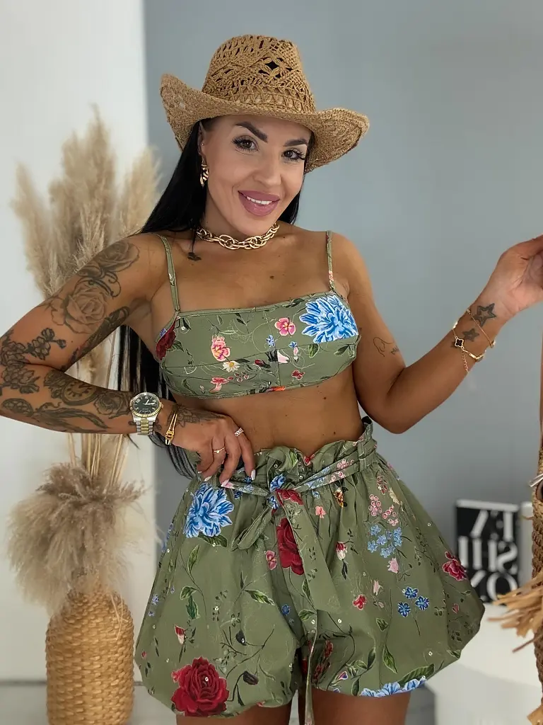 Kvetinové šortky v cibuľovom strihu s topom FLORE