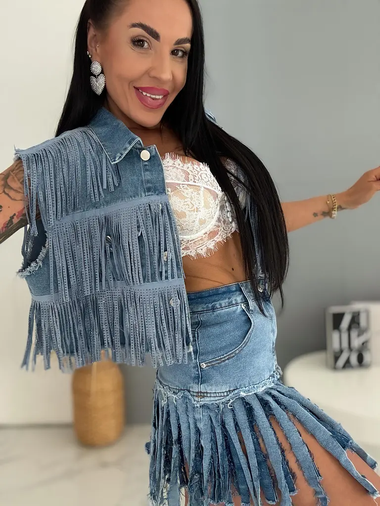Crop denim vesta s kamienkami a strapcami WESTERN - next