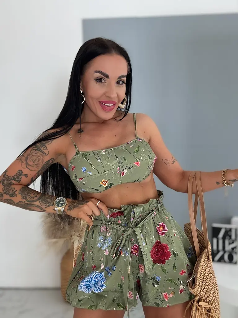 Kvetinové šortky v cibuľovom strihu s topom FLORE - next