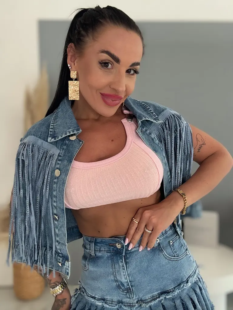 Crop denim vesta s kamienkami a strapcami DALLAS - next