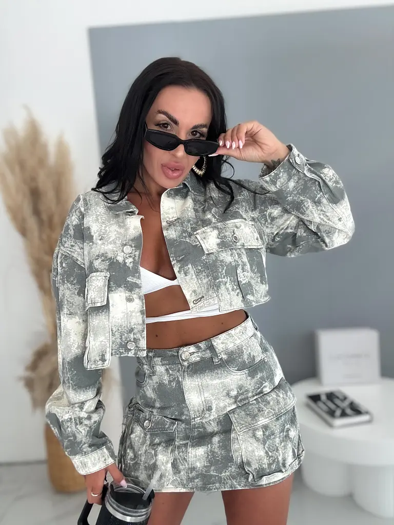 Crop denim jacket s mramorovým efektom ONYX - next